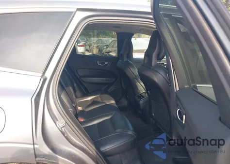 2018 Volvo Xc60 T6 Inscription из США, поврежденный, VIN YV4A22RL4J1007615